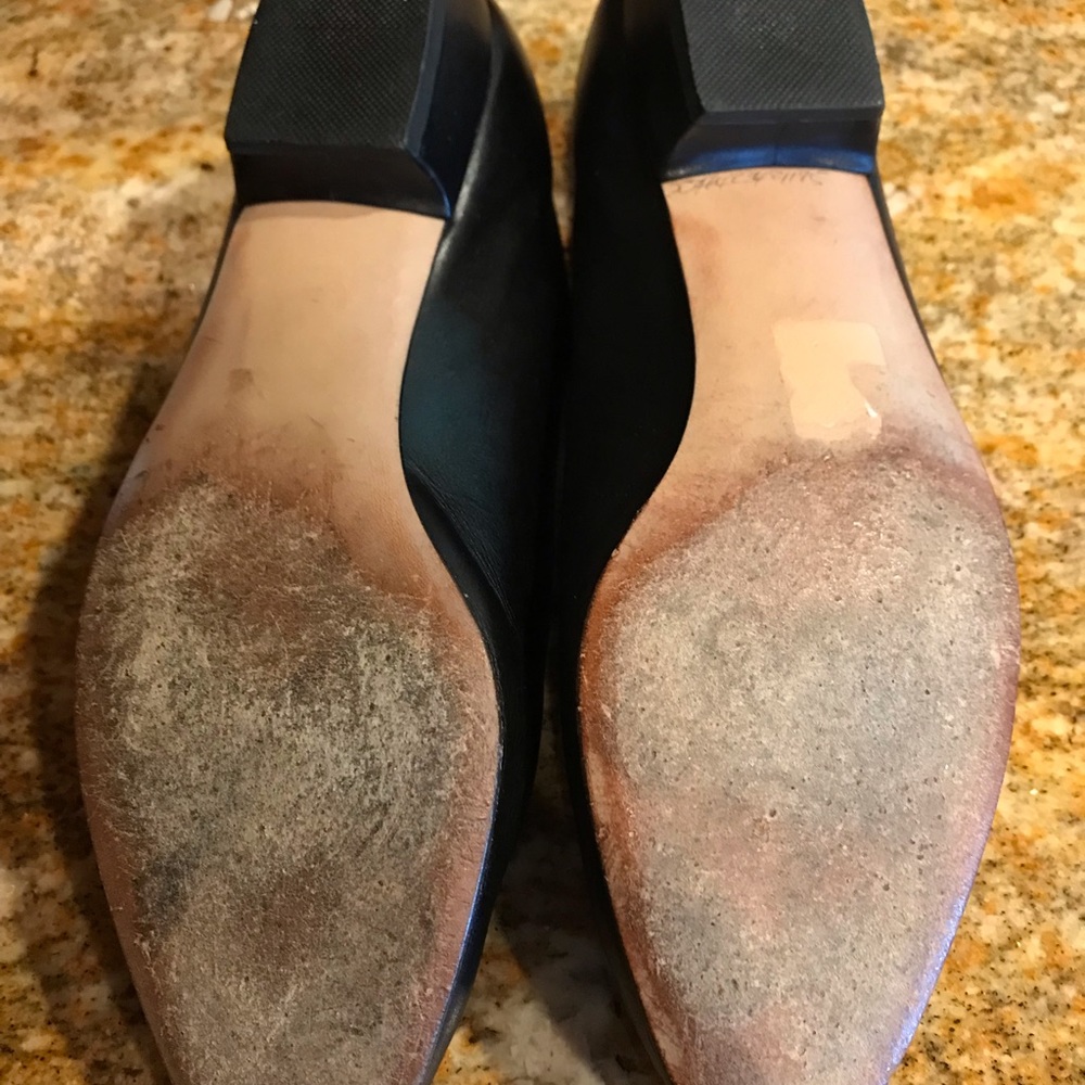 Shoes - Picture 6 of 7